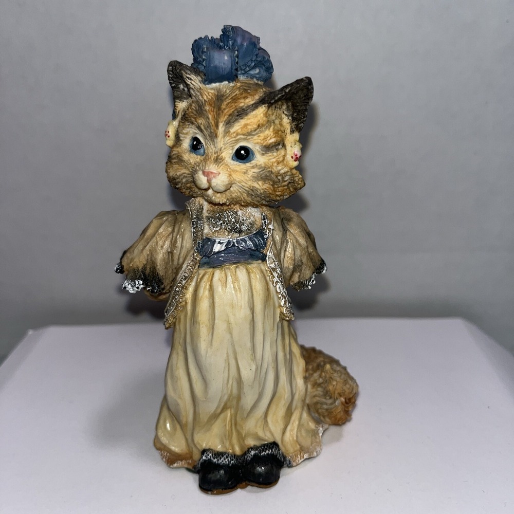 The Thickets at‎ Sweetbriar Morning Dew  "Love Is My Gift" Kitty Cat Figurine